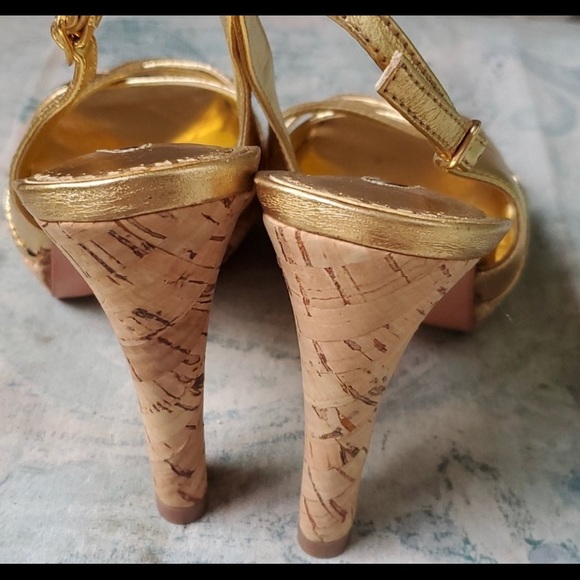 Schutz gold sandal - Picture 4 of 9